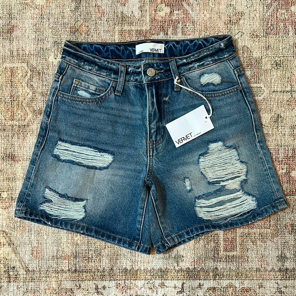 Woman’s NWTs XS Vervet Denim Shorts